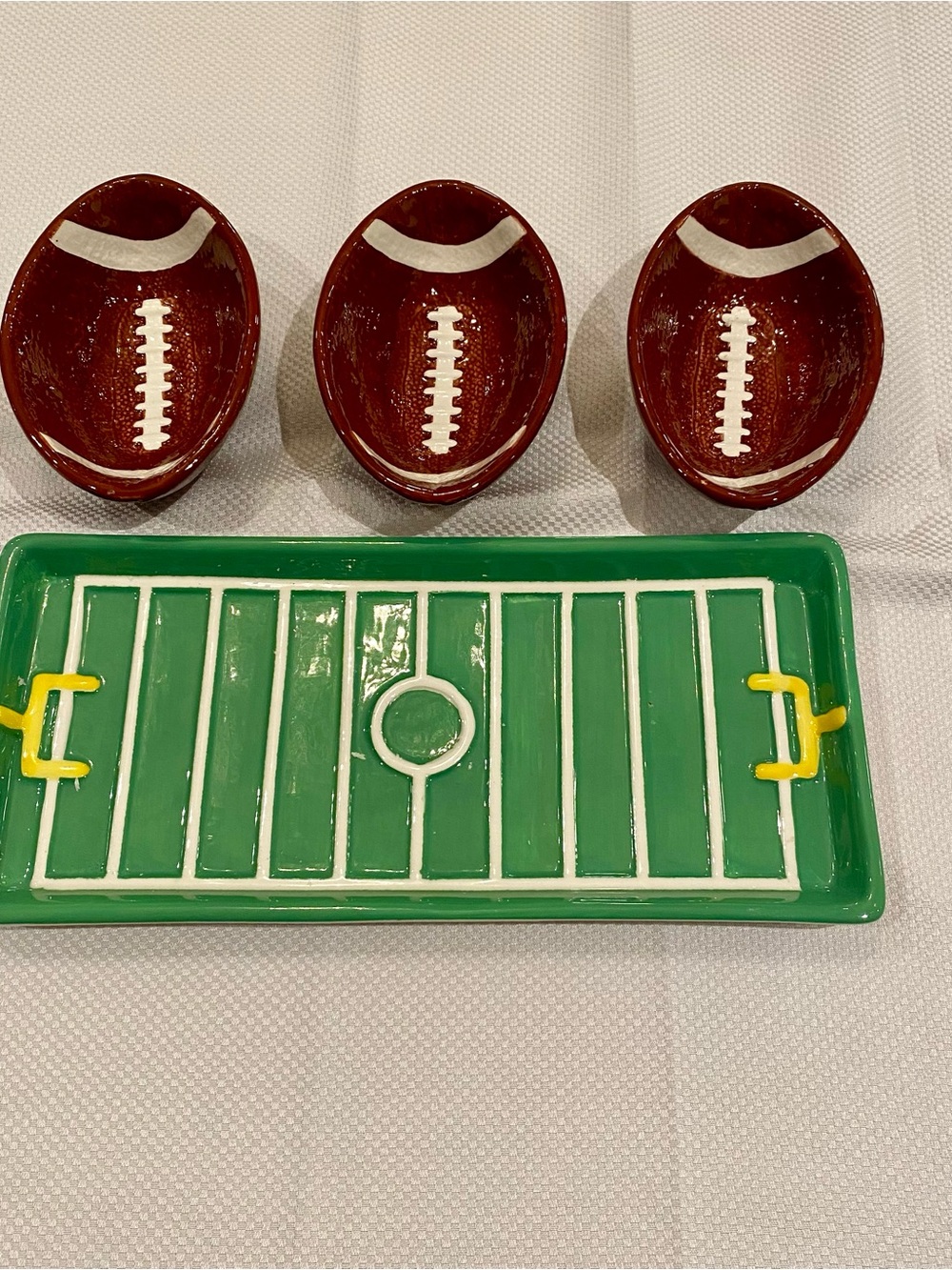 Football Field Snack Tray with 3 Football Dipping Bowls - Green & Brown